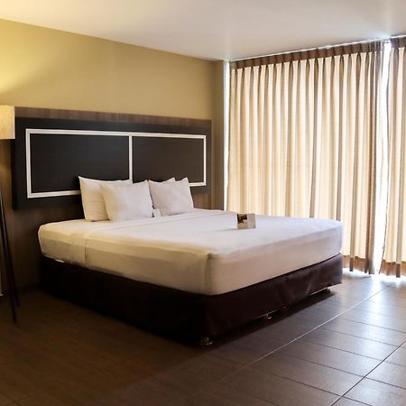 Rado Hotel - Santa Maria Трухільйо Екстер'єр фото